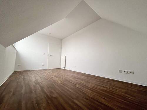 Arbeits-/Kinderzimmer - 