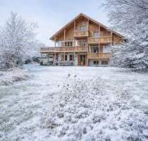 AIGNER - Großzügiges Einfamilienhaus mit Einliegerwohnung und Weitblick in Grafrath