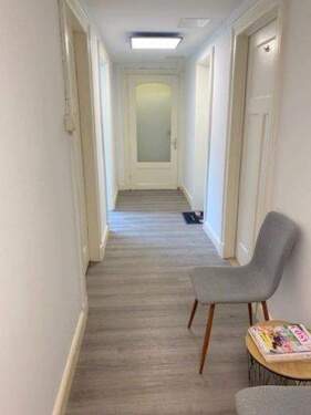 Flur vor dem Zimmer - 