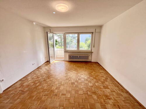 Zimmer 2 EG mit Balkon/Garten - 