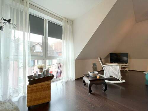 WHG 2 Fensterfronten - 