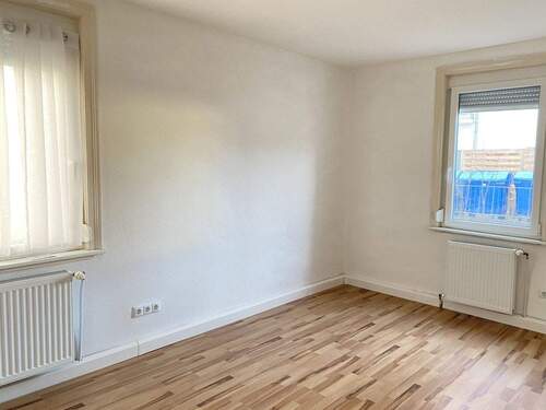 Zimmer 2 - 7 Zimmer Mehrfamilienhaus, Wohnhaus in Tuttlingen