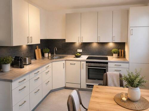 Küche - Erstbezug nach Sanierung: 4-Zimmer-Wohnung mit 2 Balkonen, Garage & Stellplatz