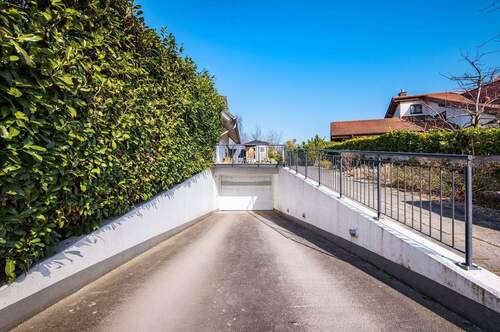 Zufahrt - Tiefgarage - 