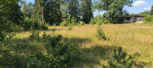 Blick auf das Grundstück - 