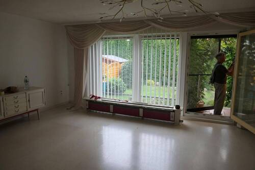 Wohnzimmer - 3 Zimmer Einfamilienhaus zur Miete in Kassel