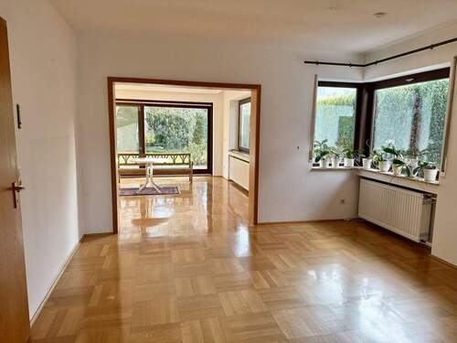 Esszimmer - Einfamilienhaus mit 201,80 m&sup2; in Vöhringen zum Kaufen