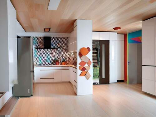 Homestaging /Wohnzimmer / Küche / Hauseingang - 