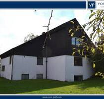 Großzügiges Zweifamilienhaus mit Doppelgarage, weiteren Ausbaureserven und zusätzlichem Bauplatz! - Dombühl