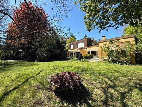 Hinteransicht - 9 Zimmer Mehrfamilienhaus, Wohnhaus in Saarbrücken