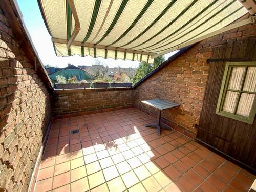 mit Sonnenbalkon - 