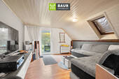 2,5-Zi-Whg. DG Wohnzimmer - 