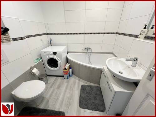 Dusch-Wannenbad, Wohnung 18 - 