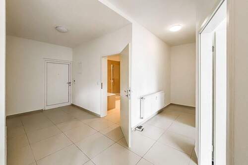 Diele - 4 Zimmer Etagenwohnung zur Miete in Dortmund