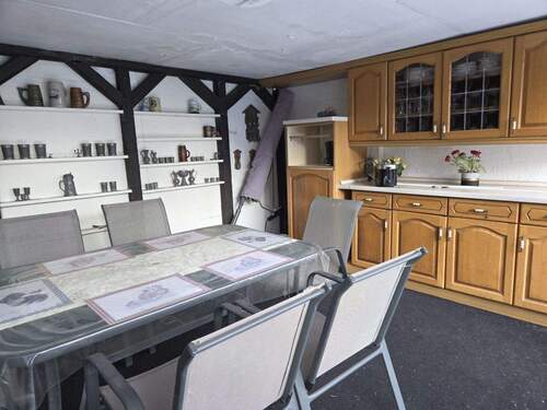 ...überdachter Sitzecke .... - Doppelhaushälfte mit 95,00 m&sup2; in Wolgast zum Kaufen