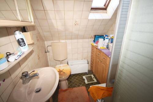 Bad Haus - 