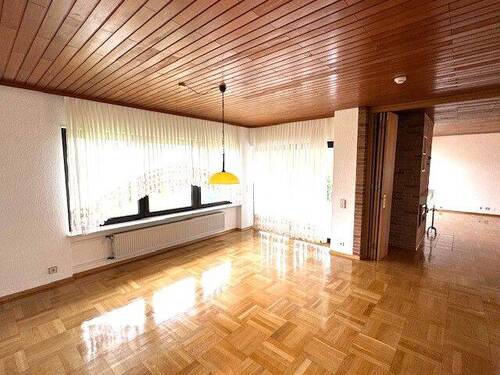 Esszimmer mit Zugang zur Terrasse - 