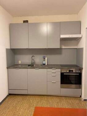 Küche, mit EBK als Beispiel - 3 Zimmer Etagenwohnung in Berlin