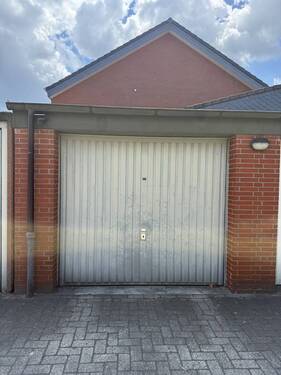 Garage - 