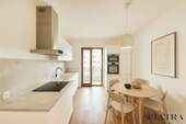 Wohnküche - ELVIRA, Schwabing - Stilvolle 2-Zimmer-Wohnung mit großer Wohnküche, Balkon und optimalem Grundriss