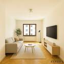Wohnzimmer - 2 Zimmer Etagenwohnung zum Kaufen in München