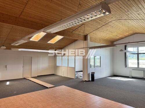 teilweise gefliest - Büro in Gaildorf