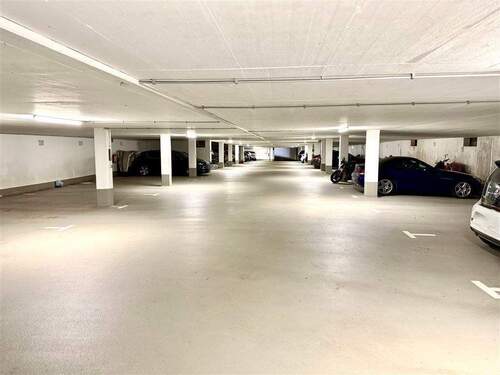 Tiefgarage - 
