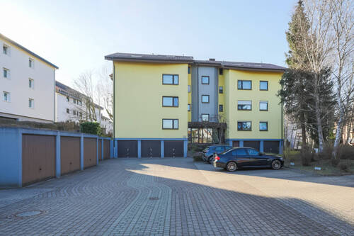 Straßenansicht - 2 Zimmer Etagenwohnung zum Kaufen in Neuenbürg