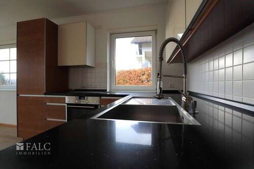 Küche - Etagenwohnung mit 98,00 m² in Weilrod zum Kaufen