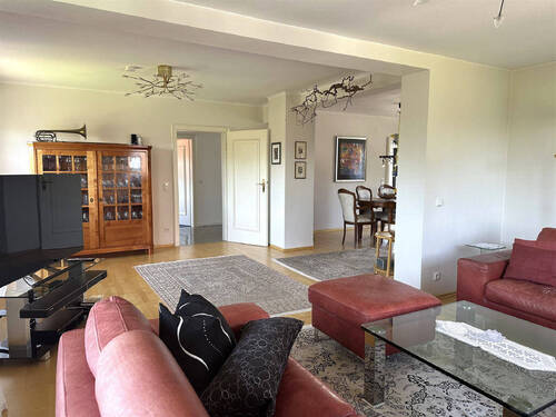 Wohnzimmer Blick ins Esszimmer OG - 7 Zimmer Einfamilienhaus in Berschweiler bei Baumholder