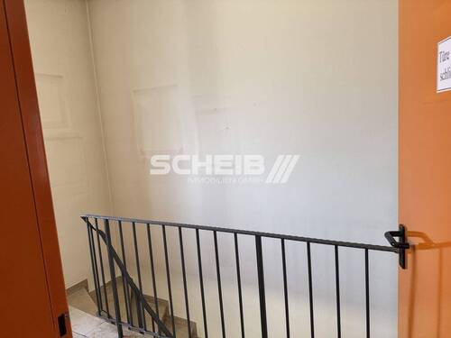 Treppenhaus ins DG - 