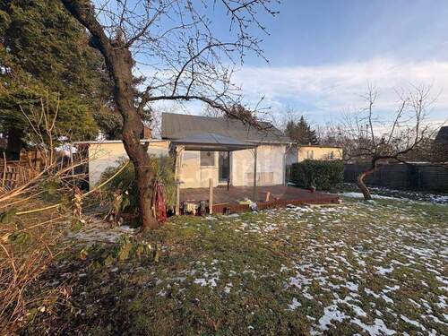 Wochenendhaus - 1 Zimmer Mehrfamilienhaus, Wohnhaus zum Kaufen in Berlin