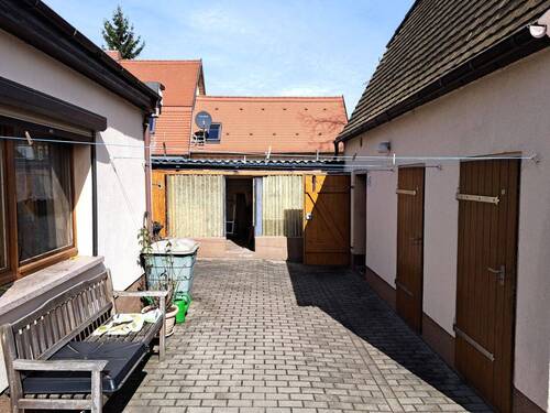 Zwischen Haus & Stallungen - 3 Zimmer Einfamilienhaus in Merseburg
