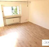 GROSSE 3 ZIMMEROHNUNG MIT BALKON UND EINBAUKÜCHE - Oberasbach Kreutles