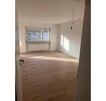Frisch kernsanierte 2-Zimmer-Wohnung mit Balkon in Nürnberg - Erstbezug nach Sanierung