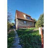 Raus aus der Miete ! Viel Raum und Platz: Vielseitiges renovierungsbedürftiges Einfamilienhaus, zum kurzfristigen Bezug, - Schulzendorf