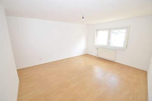 Schlafzimmer - 2 Zimmer Etagenwohnung in Karlsruhe