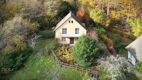 Bild 1 - Familiendomizil in Höhenlage in Littenweiler! Panoramablick trifft auf Altbau-Charme