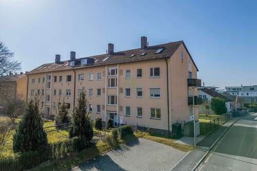 Luftbild - 2 Zimmer Etagenwohnung zum Kaufen in Amberg