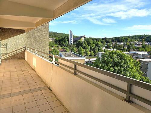 4.1 Gr. Balkon mit Aussicht nach Süd-Westen 202505 - 