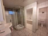 006 Badezimmer EG Haus 1 - 