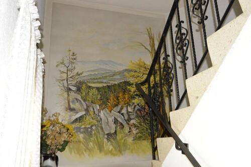 Treppenaufgang zum Obergeschoss - 