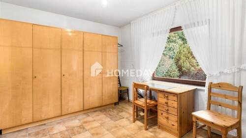 1. OG Schlafzimmer 2 1 - 