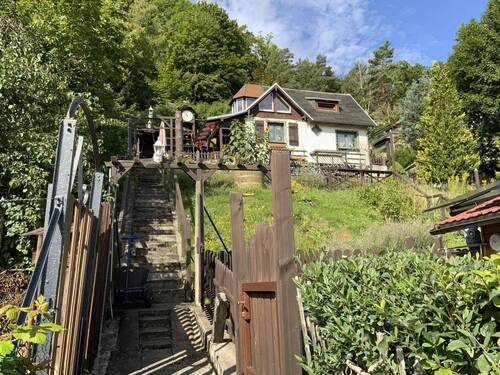 Garten mit Treppe - 3 Zimmer Bungalow in Rudolstadt