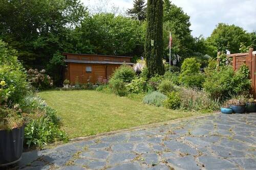 Terrasse mit herrlichem Garten - 