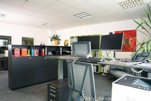 Büro 1 - 