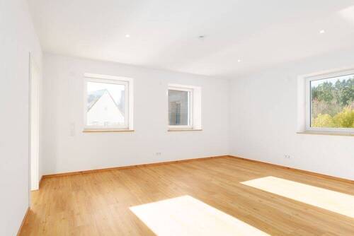 Wohnzimmer_ - 2 Zimmer Etagenwohnung zum Kaufen in Mühlhausen