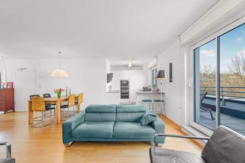 Wohn-/Ess-/Kochbereich - Etagenwohnung mit 123,00 m&sup2; in München zum Kaufen