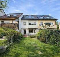 Gräfelfing | Wunderschönes Mittelhaus eines Dreispänners