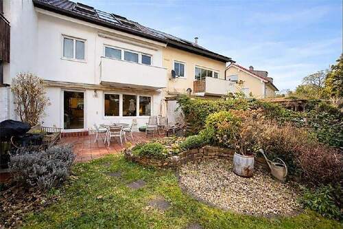 Ansicht III - 6 Zimmer Mehrfamilienhaus, Wohnhaus in Gräfelfing